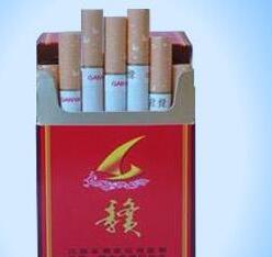 头条！免税店中华烟和普通版区别“狗急跳墙”|免税店中华香烟多少钱